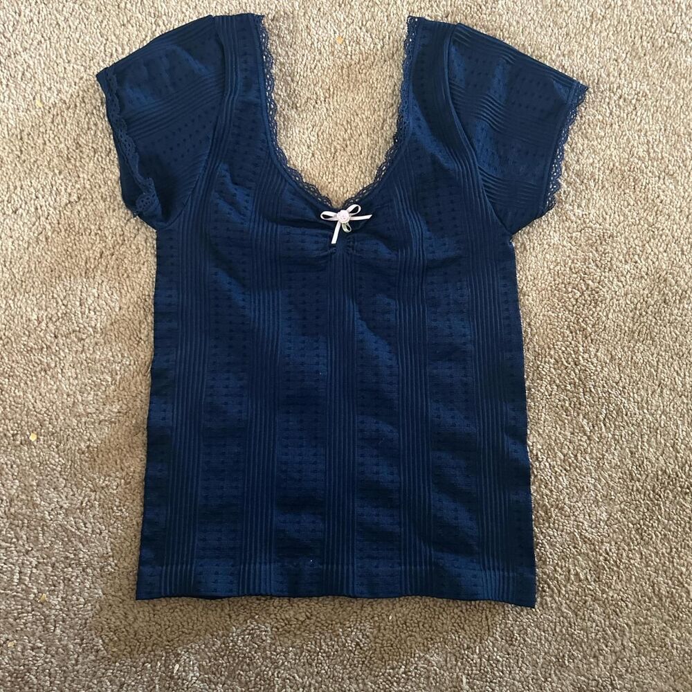 Unbranded Women's Navy and Blue Blouse